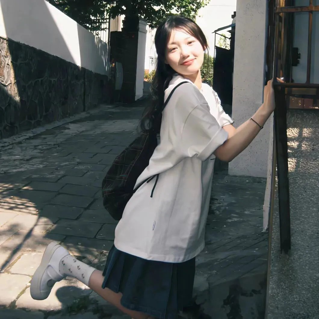 棉花云下的水圈